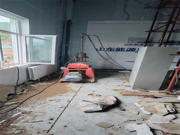 晋宁地基基础下沉墙体裂缝加固注浆顶升施工